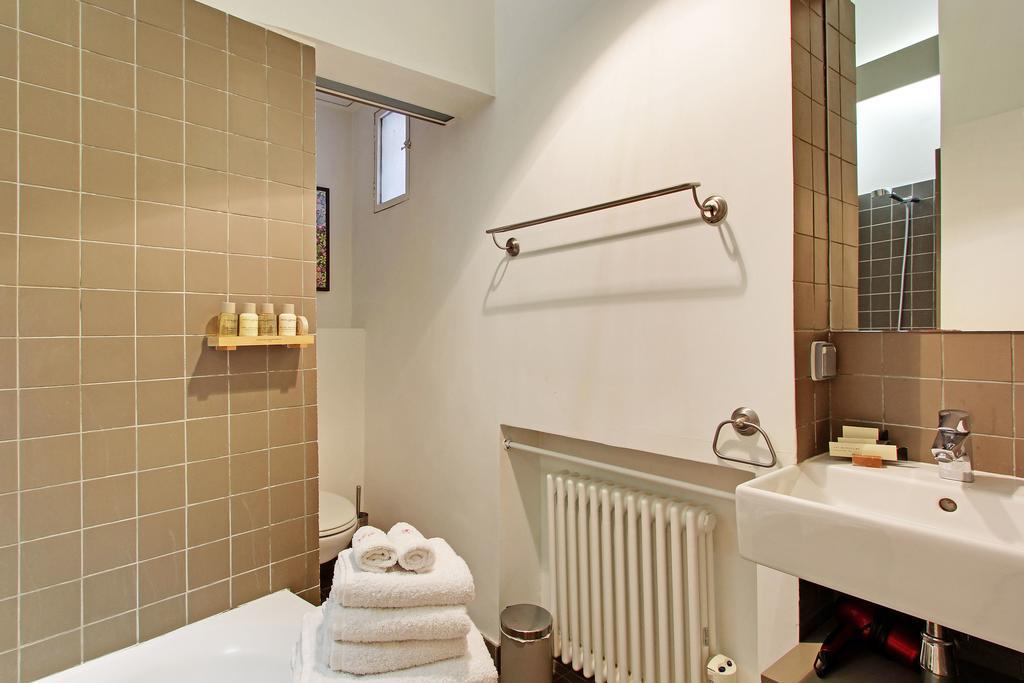 Louvre Apartments Paris Bagian luar foto
